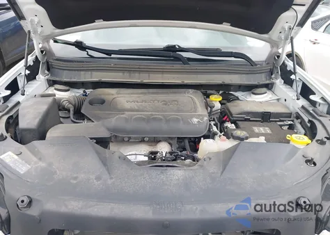 2019 Jeep Cherokee Altitude 4X4 из США, поврежденный, VIN 1C4PJMLB1KD415078